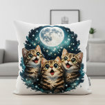 Adorable Moon Gazer Kittens - Sparkling Starlight  Kudde<br><div class="desc">Bring whimsical charm and cozy comfort to any space with our "Adorable Moon Gazer Kittens" pillow! This enchanting design features three wide-eyed, tabby kittens gazing up in wonder at a luminous full moon, surrounded by a magical sprinkle of twinkling stars. Their happy, expressive faces and vibrant green eyes will melt...</div>