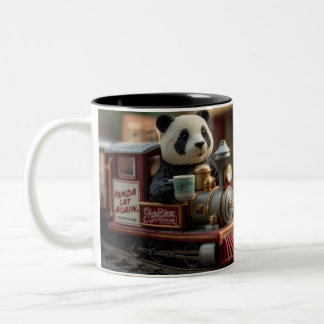 Adorable Panda Figurine on a Vintage Toy Train Två-Tonad Mugg