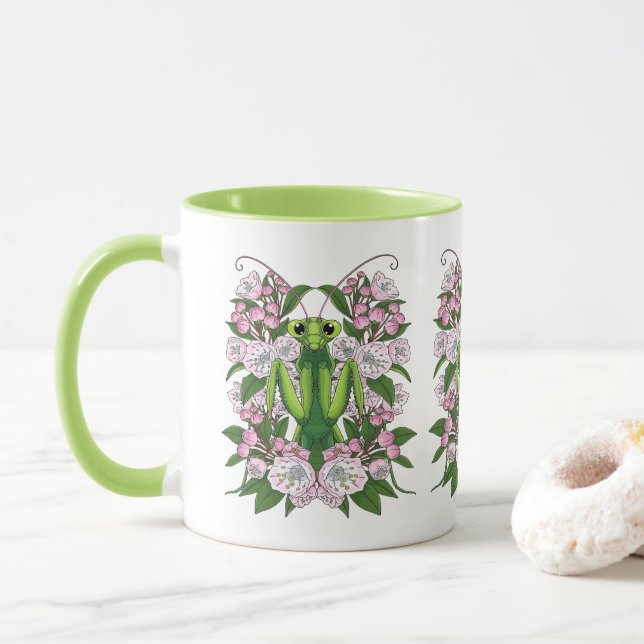 Adorable Praying Mantis And Mountain Laurel  Mugg (Med munk)
