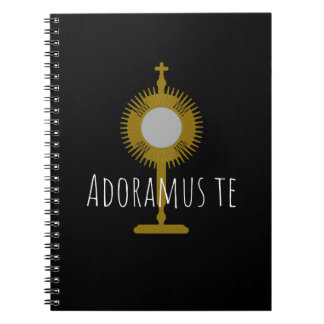 Adoramus Te (Vi beklagar dig) Latin Anteckningsbok