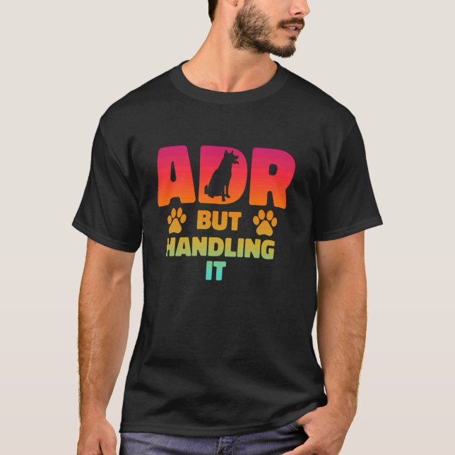ADR, men att hantera det på ett bekvämt sätt. Vete T Shirt (Framsida)