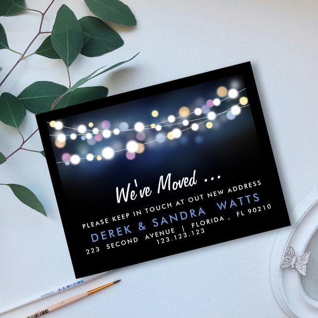 Adressändring vi har flyttat hus starka ljus meddelande vykort (Skapare uppladdad)