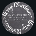 Adressetikett för Round God jul Chalkboard Runt Klistermärke<br><div class="desc">Lägg till den här rundadressetiketten på baksidan av din julkortspost och dubblan som kuvertförsegling. Den svarta färgplattans bakgrund kommer att se underbar ut på alla färg-kuvert. God jul är skrivet i ett vitt skript. Din familj namn och adress står på baksidan. i ett klassiskt serif-teckensnitt. Mall som är enkel att...</div>