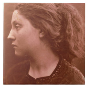 Adriana (sepiafoto) kakelplatta