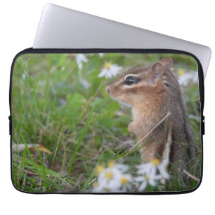 Adsible Chipmunk in blommor Laptop Fodral
