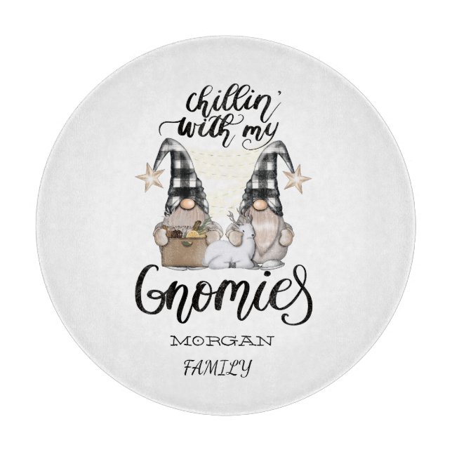 Adsible Cute Gnomes Black Buffalo Play (Framsidan)