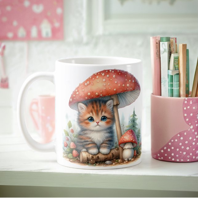 Adsible Kitten under Mushroom Umbrella Kaffemugg (Skapare uppladdad)