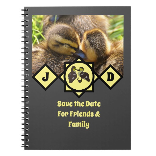 Adsible Twin Ducklings Monogram Photo Anteckningsbok (Framsidan)