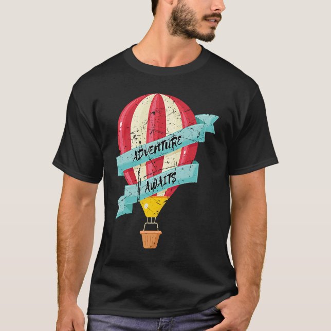 Adventure Awaits Hot Air Balloon Festival Ballooni T Shirt (Framsida)