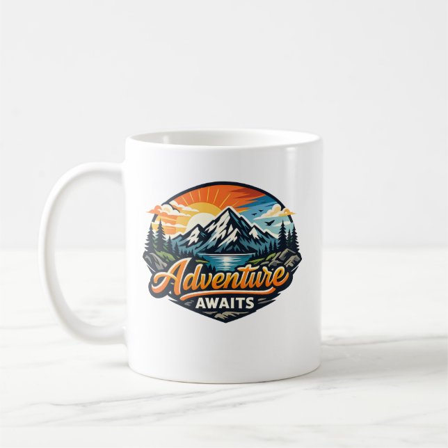 Adventure Awaits – Mountain Landscape Outdoor  Kaffemugg (Vänster)