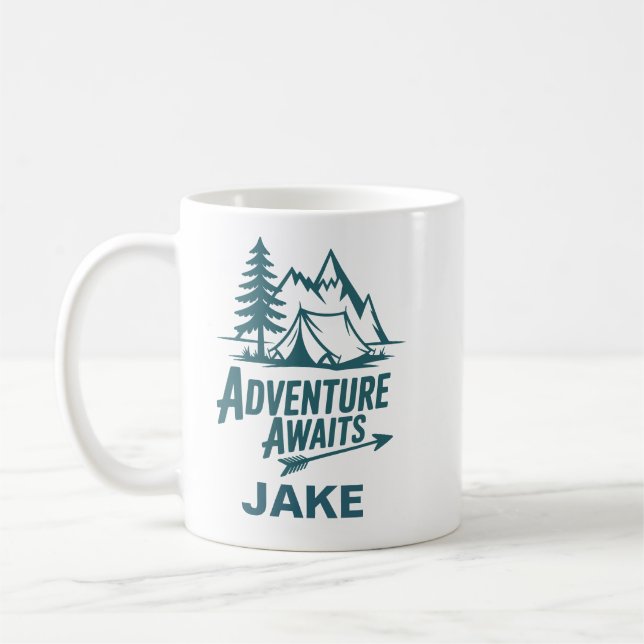 Adventure Awaits Personalized Camping Coffee Kaffemugg (Vänster)