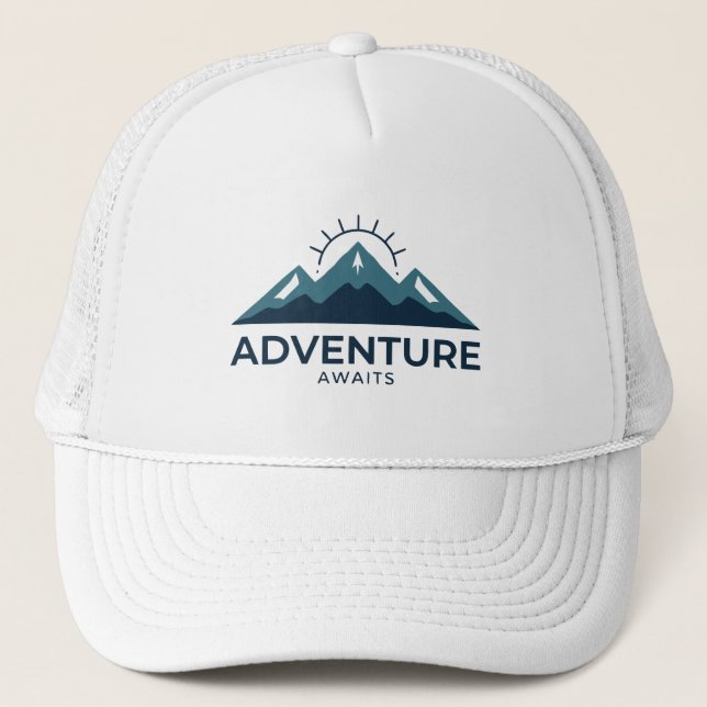 Adventure Awaits Trucker Hat | Outdoor Mesh Hat Keps (Framsida)