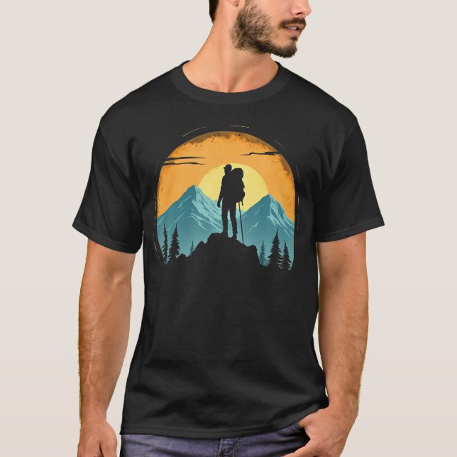 Adventure Nature Camping Mountain Hiking Lovers Me T Shirt (Framsida)