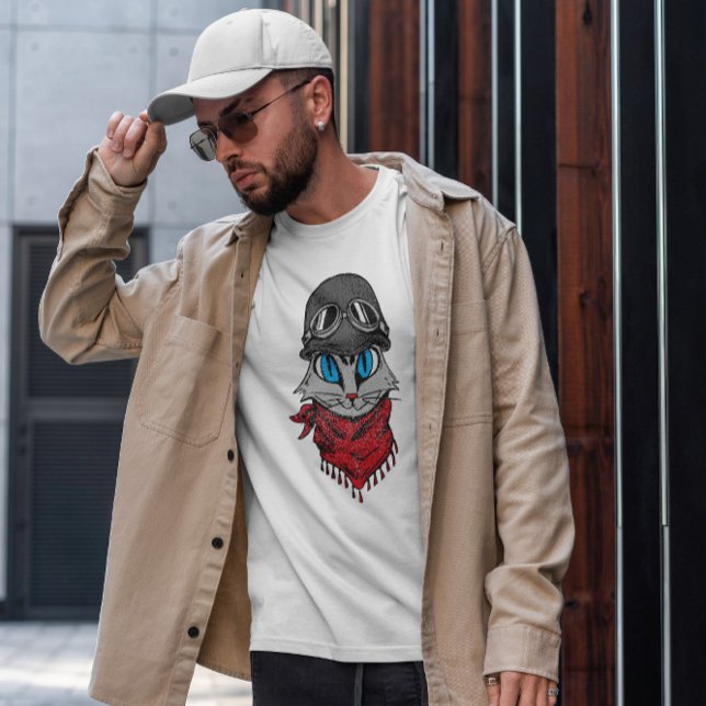 Adventurous Cat T Shirt (Skapare uppladdad)