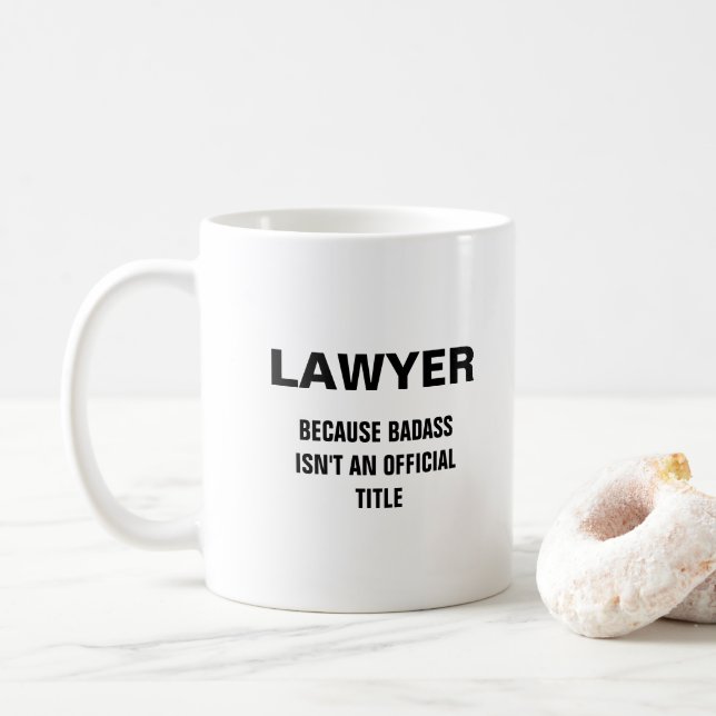 Advokat för att badass inte är officiellens titel kaffemugg (Med munk)