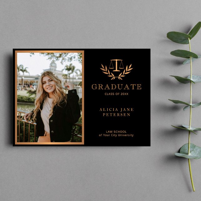 Advokat  om rättvisa guld svart 2024 studenten meddelande (Skapare uppladdad)