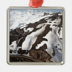 Aereriskt perspektiv på skidorten Valle Nevado Chi Julgransprydnad Metall