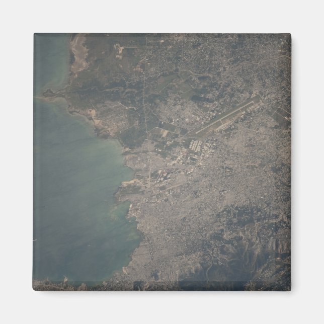 Aereriskt utseende av Haitis hamn-au-Prince-område Magnet (Framsidan)