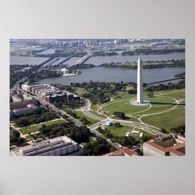 Aereriskt utseende på Washington Monument Poster (Framsidan)