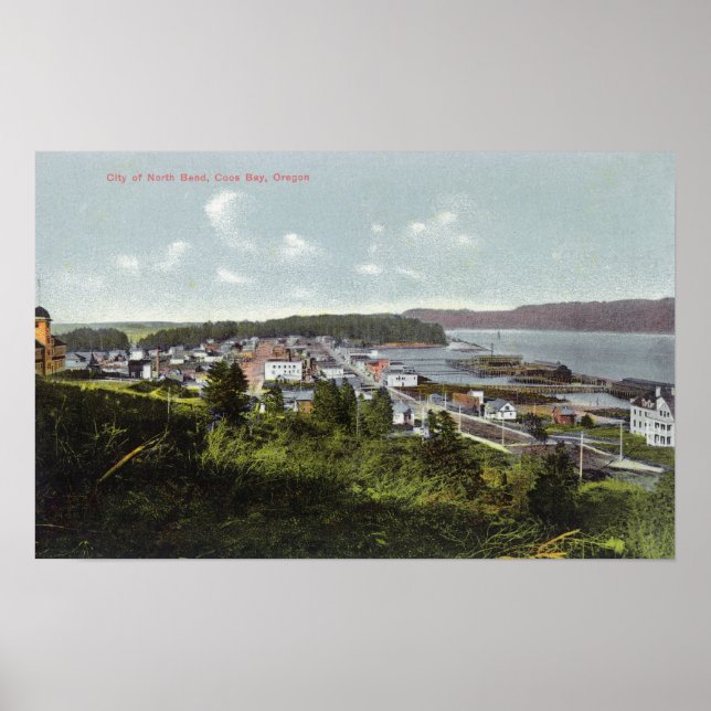 Aererivy över staden och Coos Bay Poster (Framsidan)