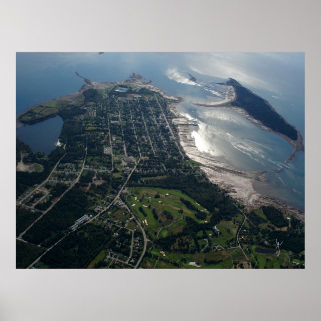 Aerial Photo of St. Andrews, New Brunswick Poster (Framsidan)