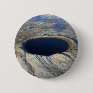 Aerial Pingualuit Crater, Quebec, Kanada. Knapp