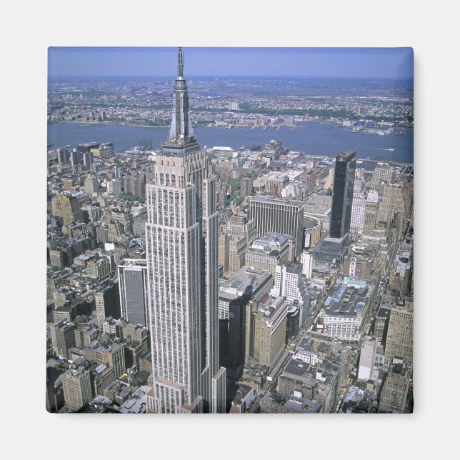 Aerus view of the Empire state Byggnad and Magnet (Framsidan)
