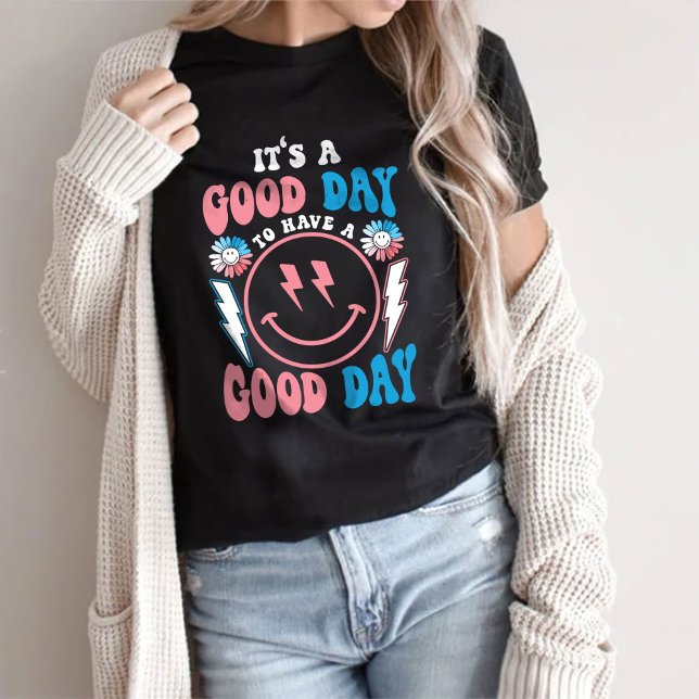 Aestesisk Trendig, ha Bra T-Shirt (Skapare uppladdad)