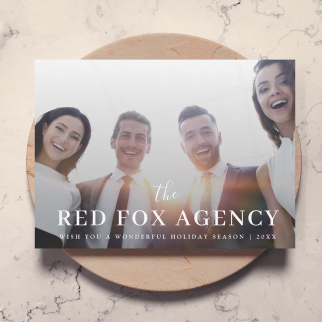 Affärshjul | Modern Corporate Team Photo Julkort (Modern business Christmas card created for stylish, minimal, and refined corporate greetings)