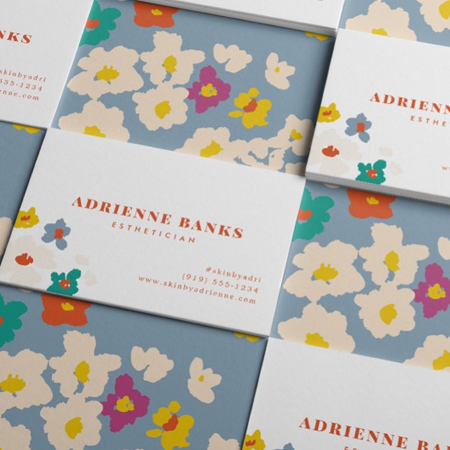Affärskortet Färgmodern Blommigt Visitkort (modern abstract floral and clean typography business card for women)