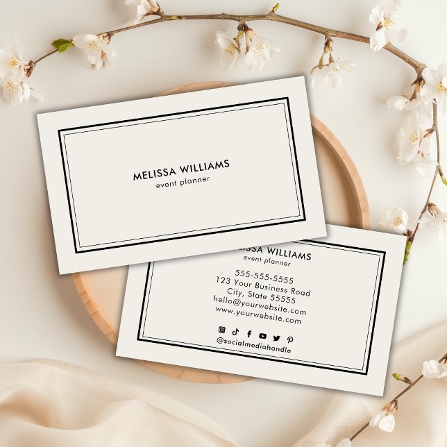 Affärskortet med minimalistisk lyxig Chic i Elfenb Visitkort (Minimalist Luxury Ivory Black Chic Business Card)