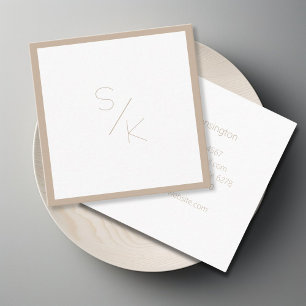 Affärskortet Modern Pur Beige White Monogram Fyrkantigt Visitkort