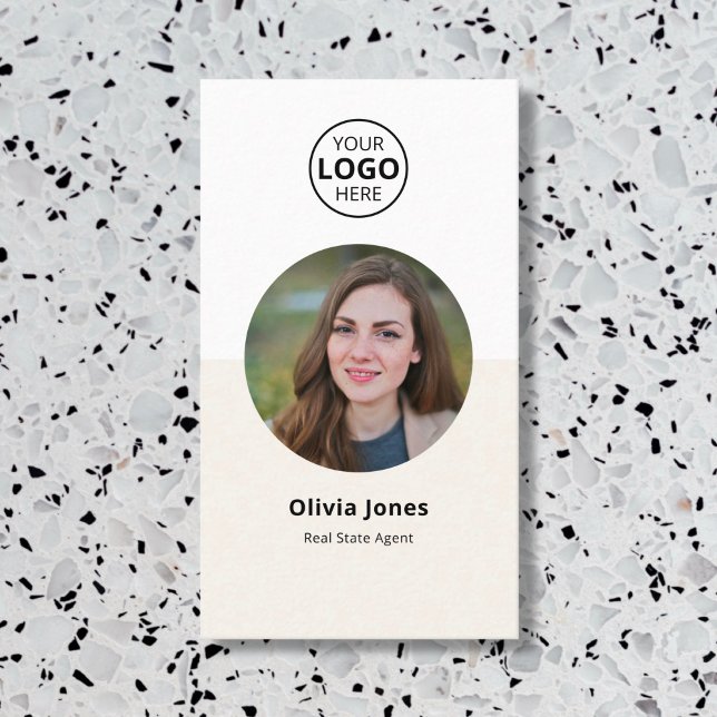 Affärskortet Photo Realtor QR Code Beige Visitkort (Skapare uppladdad)