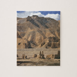Afghanistan, Bamian Valley. Forntida jord- Pussel