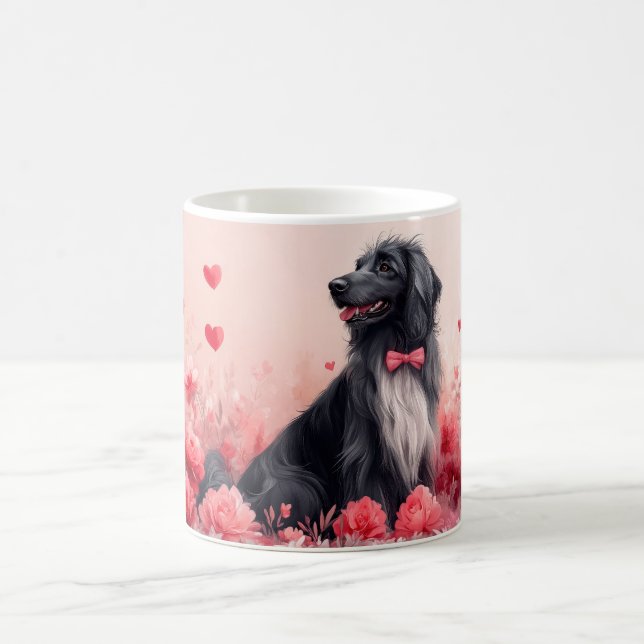 Afghansk hund med rosor - Alla hjärtans dag  Kaffemugg (Center)