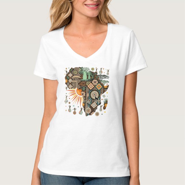 Africa Map Decorative Tribal Elements Pattern T Shirt (Framsida)