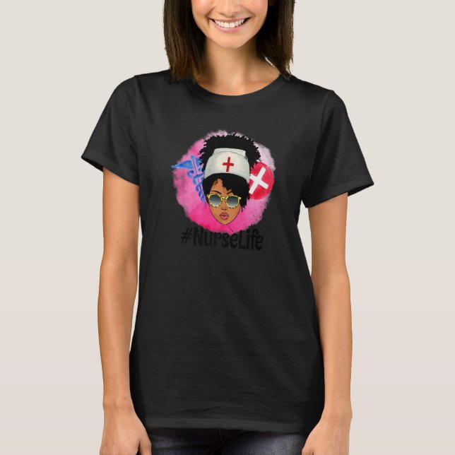 African American Nurse Afro Melanin Queen RN Black T Shirt (Framsida)