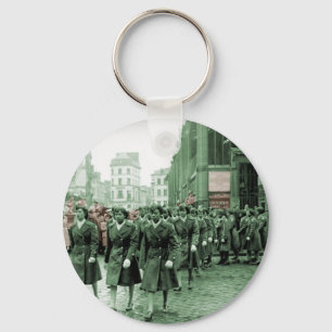 African American Women Marching Nyckelring