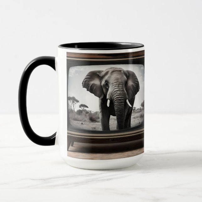 African Elephant on Analog Television Mugg (Vänster)