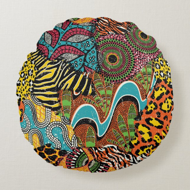 African Fabric: Vild Animal Patchwork. Rund Kudde (Framsidan)