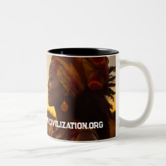 AFRICAN QUEEN ON THE AFRICAN PLAINS Två-Tonad MUGG