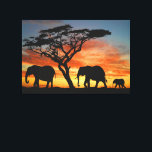 African Safari Sunset Elephant Silhouette Art Canvastryck<br><div class="desc">Fin contemporary fotografi av afrikansk solnedgång och silhuett av träd och elefant. Denna utformning är avsedd för älskare av afrikansk natur, djur, vilda djur, elefanter, safari-semester eller ljust och vibrerande sommartid i färg. Klassi- och modedekorationsobjekt för dem som i kärlek dekorerar sin mor eller barnsovrum, sitt vardagsrum, sitt vardagsrum, sin...</div>