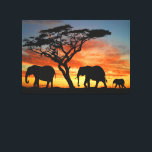 African Safari Sunset Elephant Silhouette Art Canvastryck<br><div class="desc">Fin contemporary fotografi av afrikansk solnedgång och silhuett av träd och elefant. Denna utformning är avsedd för älskare av afrikansk natur, djur, vilda djur, elefanter, safari-semester eller ljust och vibrerande sommartid i färg. Klassi- och modedekorationsobjekt för dem som i kärlek dekorerar sin mor eller barnsovrum, sitt vardagsrum, sitt vardagsrum, sin...</div>