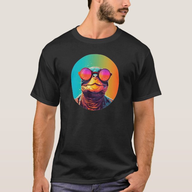 African Side Necked Turtle Wearing Sunglasses Retr T Shirt (Framsida)