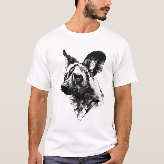 African Wild Dog Fine Art Ink Illustration. T Shirt (Framsida)