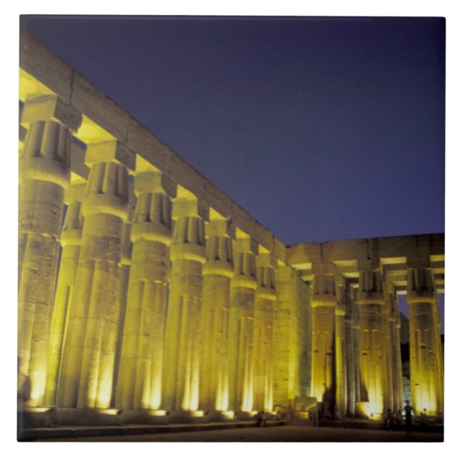 Afrika, Egypten, Luxor. Solgård till Amenhotep Kakelplatta (Framsidan)