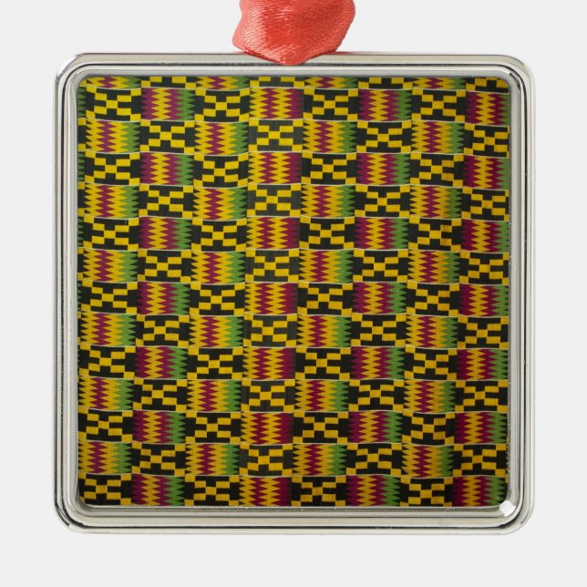 Afrika, Ghana, Accra. National Museum, betraktat 2 Julgransprydnad Metall (Framsidan)