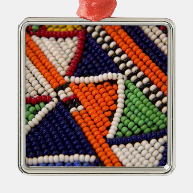 Afrika, Kenya. Maasai Tribal Pärlor Julgransprydnad Metall (Framsidan)