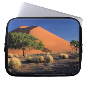 Afrika, Namibia, Namib-Naukluff Park, Sossosvlei Laptop Sleeve