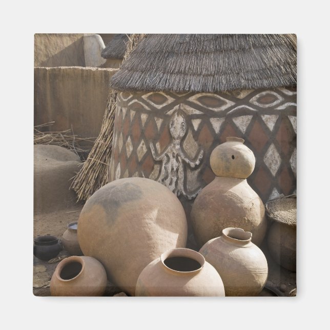 Afrika, Västafrika, Ghana, Sirigu. Hantverk Magnet (Framsidan)